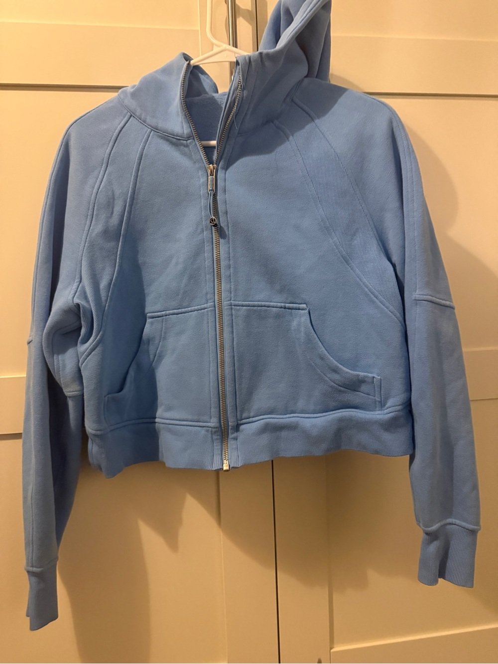 Lululemon XS/S full zip scuba